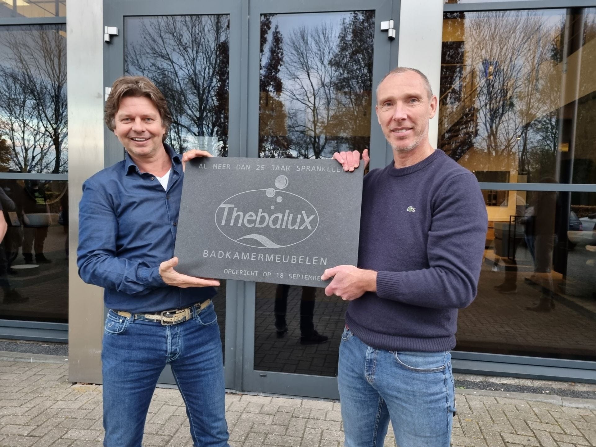 Thebalux 2022